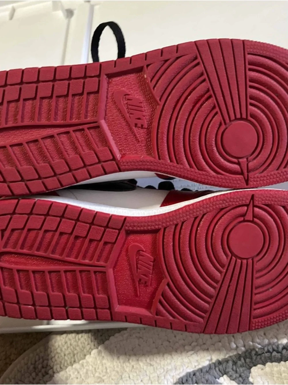 Jordan no box